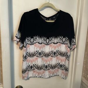 Pullover Printed Top Size XL NWOT